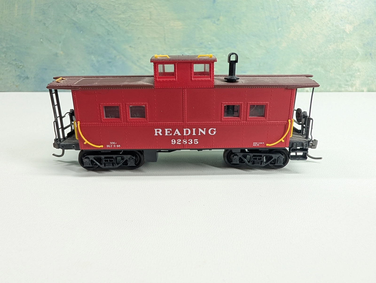 Life-Like HO Scale Proto Caboose Reading RDG #92835 READ