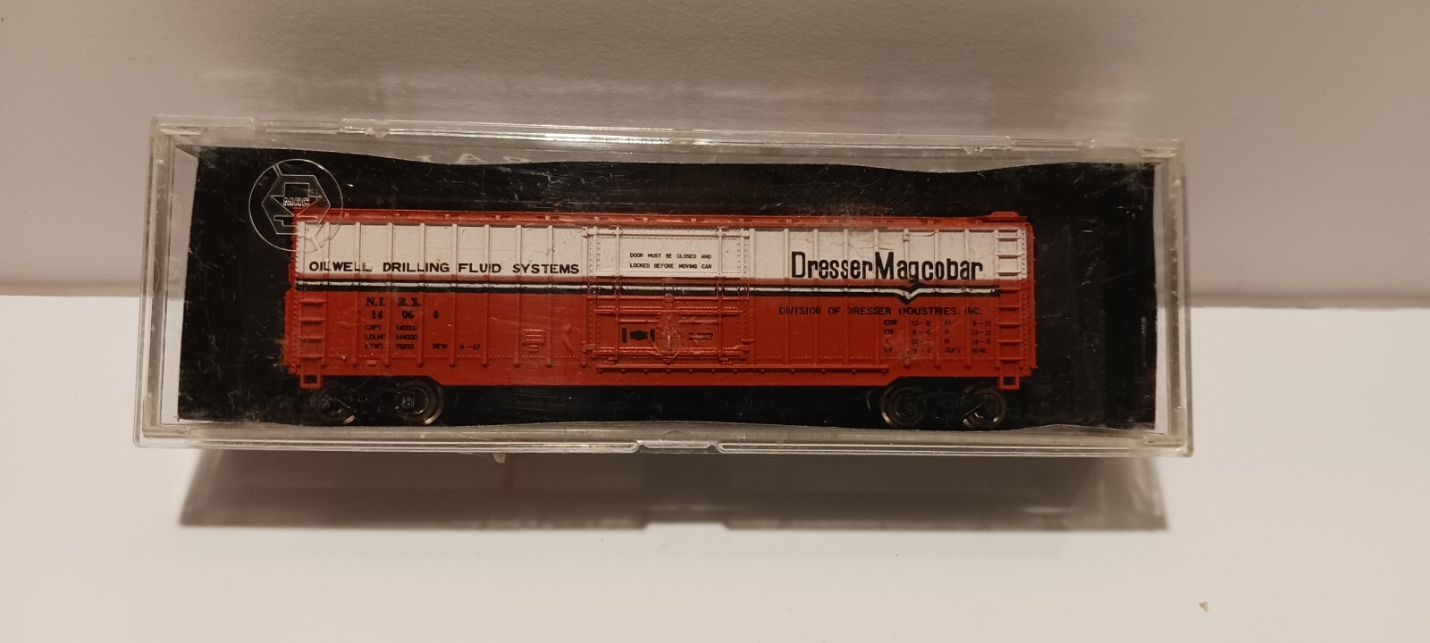 MRC N Scale 70s DRESSER MAGCOBAR DALLAS 50 ft Box Car NIRX 14064 Vintage 1971