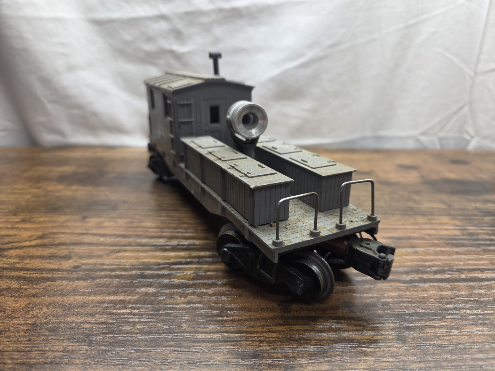 Lionel Postwar 2420 Work Caboose *damaged
