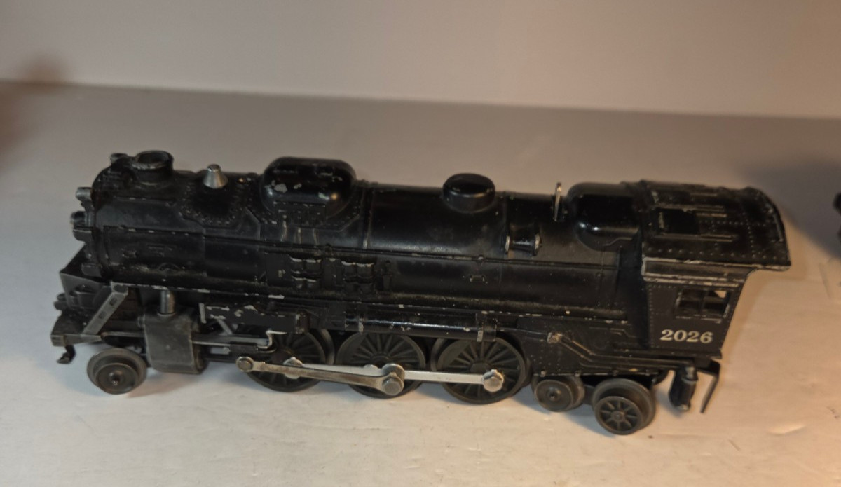 Lionel 2026 Late var #1, 1951-53, nice runner, with 6466W tender, ready to go