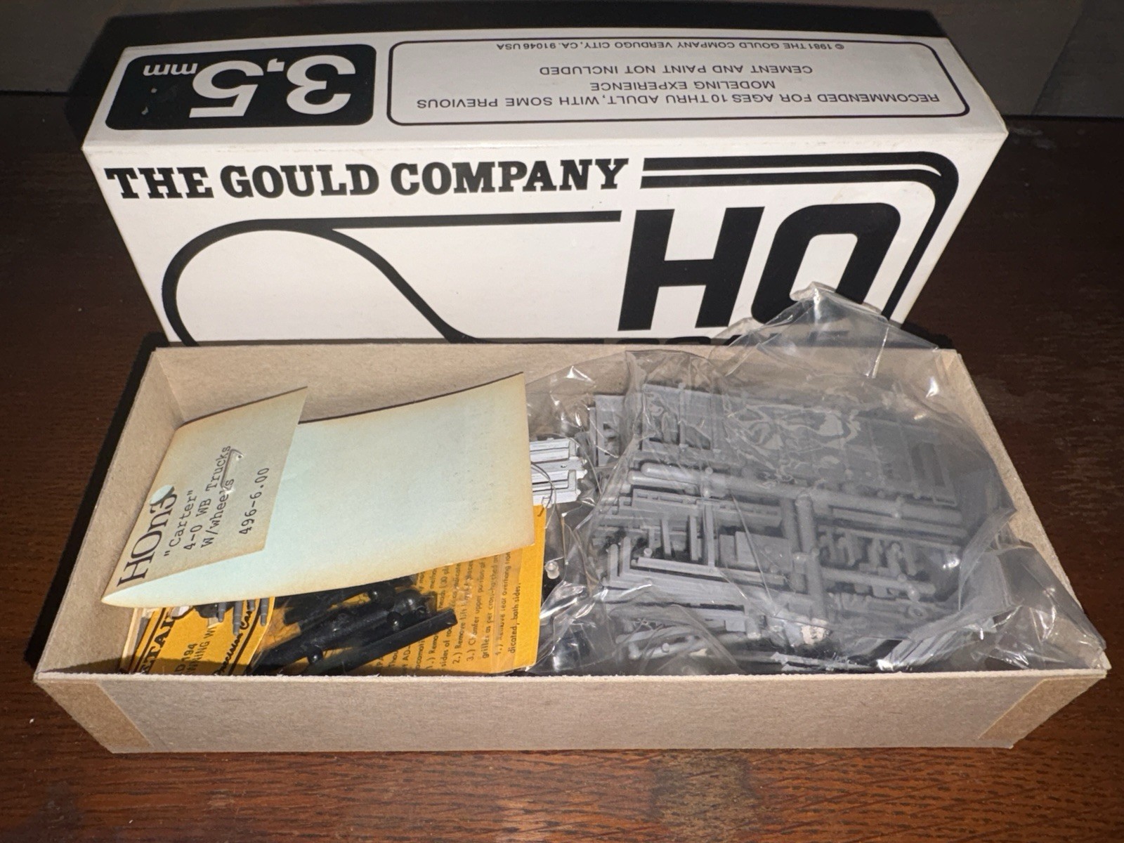 HO SCALE THE GOULD COMPANY 2 22-FOOT WOOD ORE CARS #4012 KIT