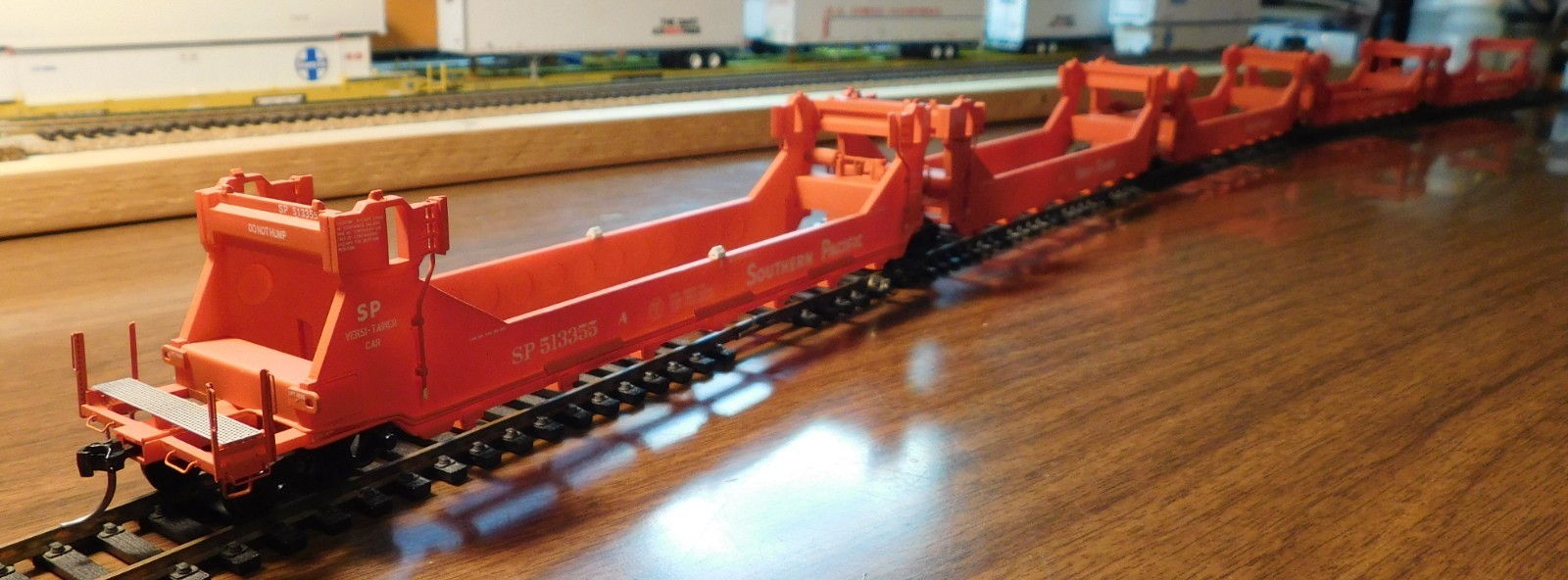 A-LINE CUSTOM SOUTHERN PACIFIC GUNDERSON 5 UNIT CONTAINER CAR SP 513355 HO SCALE