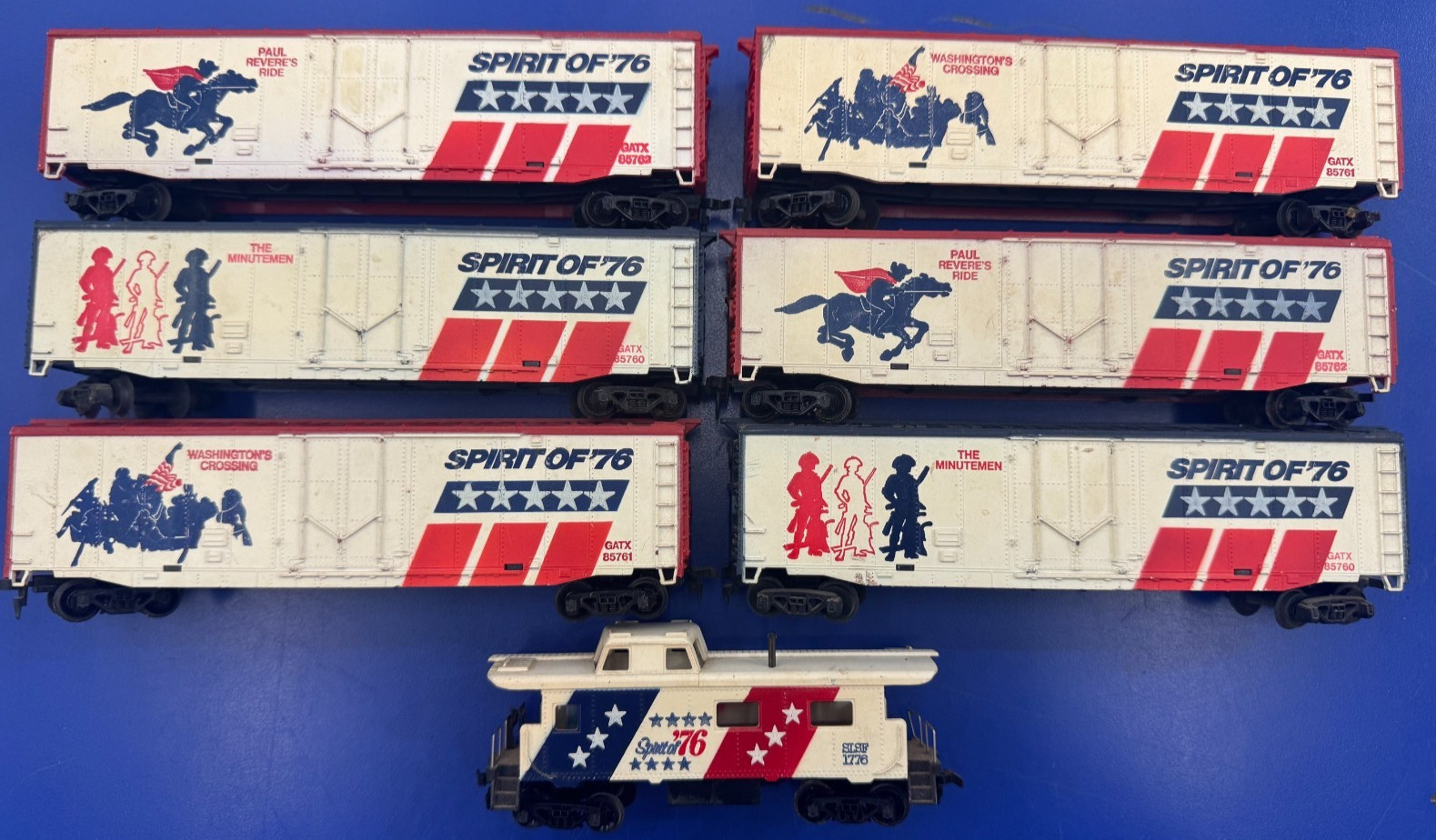 7pc Lot HO Spirit Of 76 Set Freight Cars Box Caboose w/Plastic Wheels
