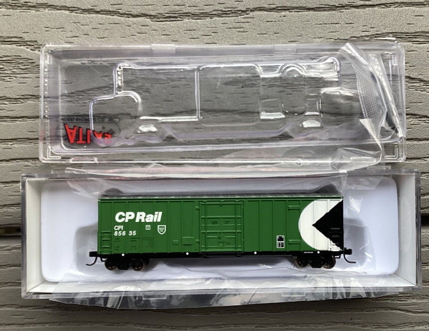 ATLAS 1/160 N SCALE C.P. RAIL NSC 5111 PLUG DOOR BOX CAR RD # 85635 F/S 50003560