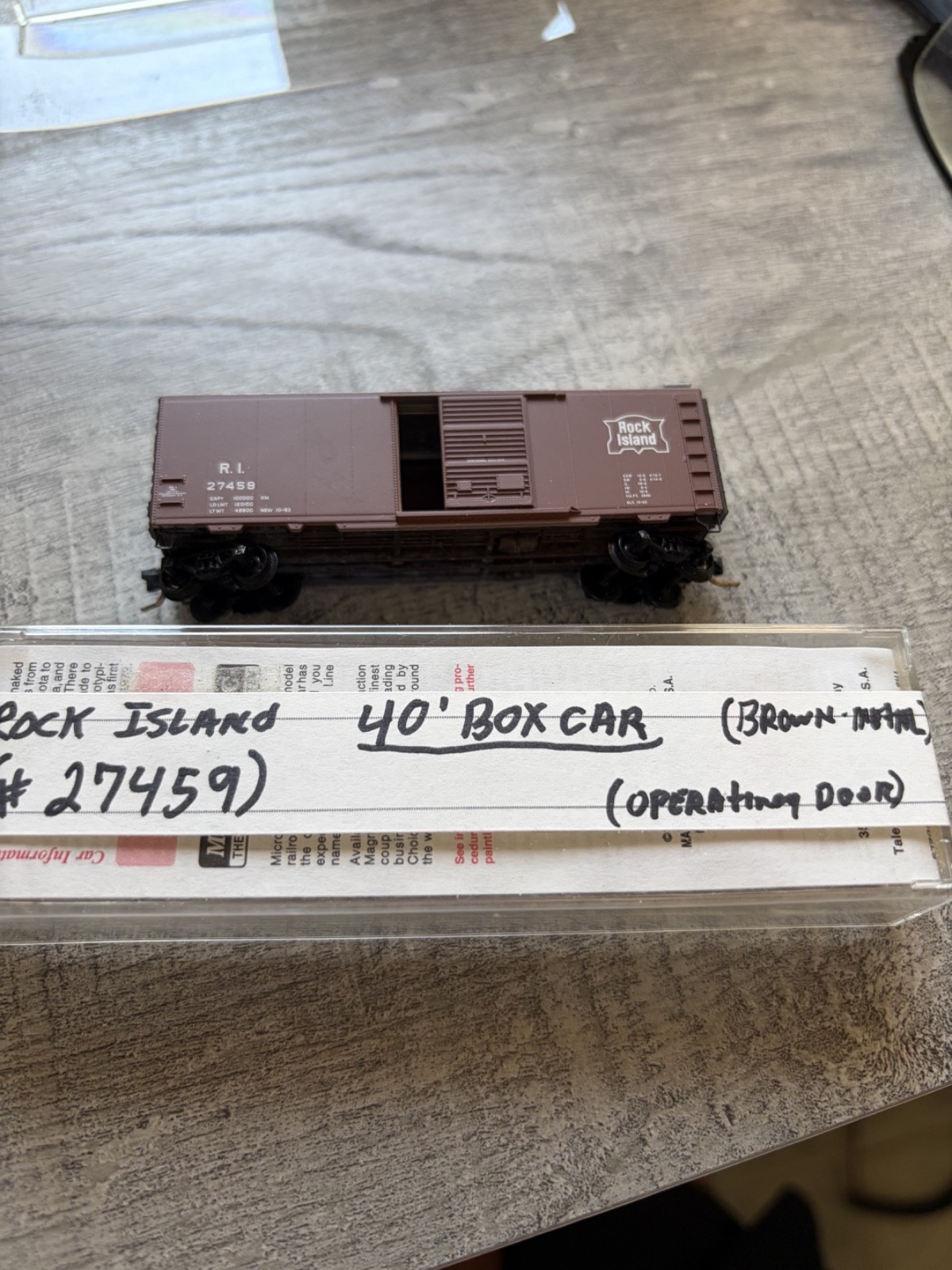 ROCK ISLAND-40′ BOXCAR #27459-N SCALE