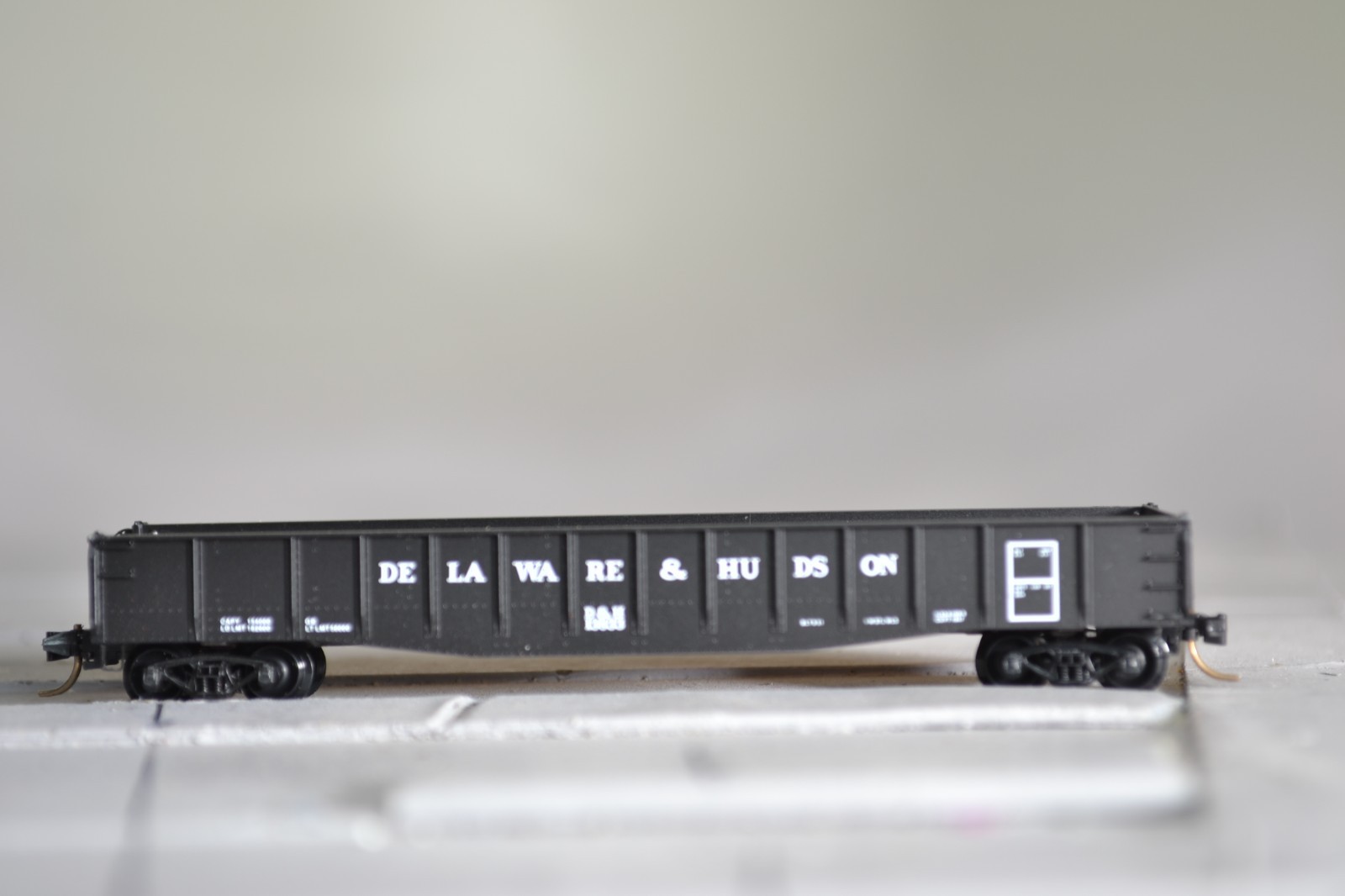 16073 N SCALE MICRO TRAINS GONDOLA D&H DELAWARE AND HUDSON