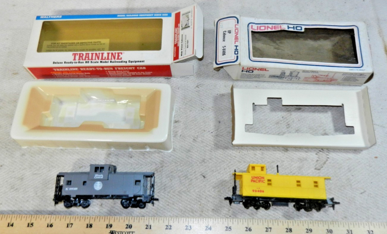 2 HO Cabooses in OBs: Lionel 5-8406 UP + Walthers 931-521 Illinois Central (C)