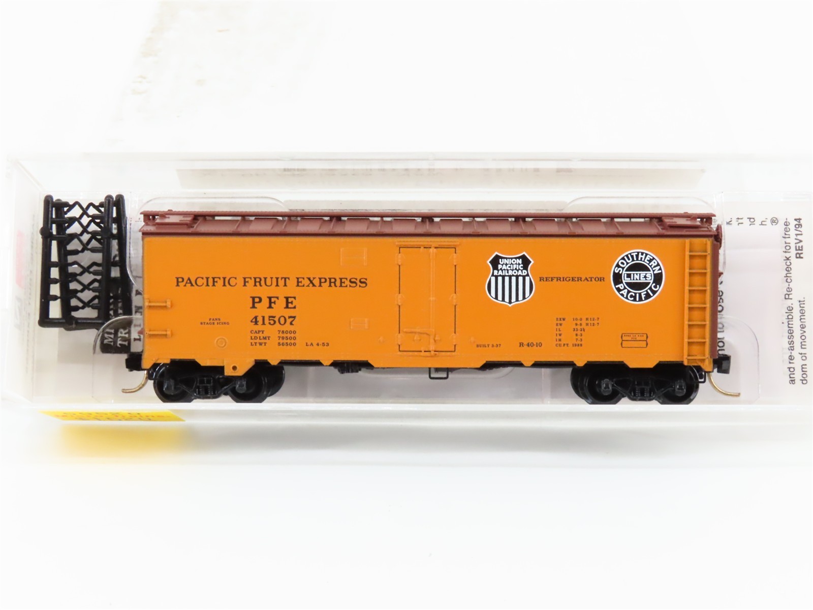 N Scale Micro-Trains MTL 59520 PFE Pacific Fruit Express 40′ Reefer #41507