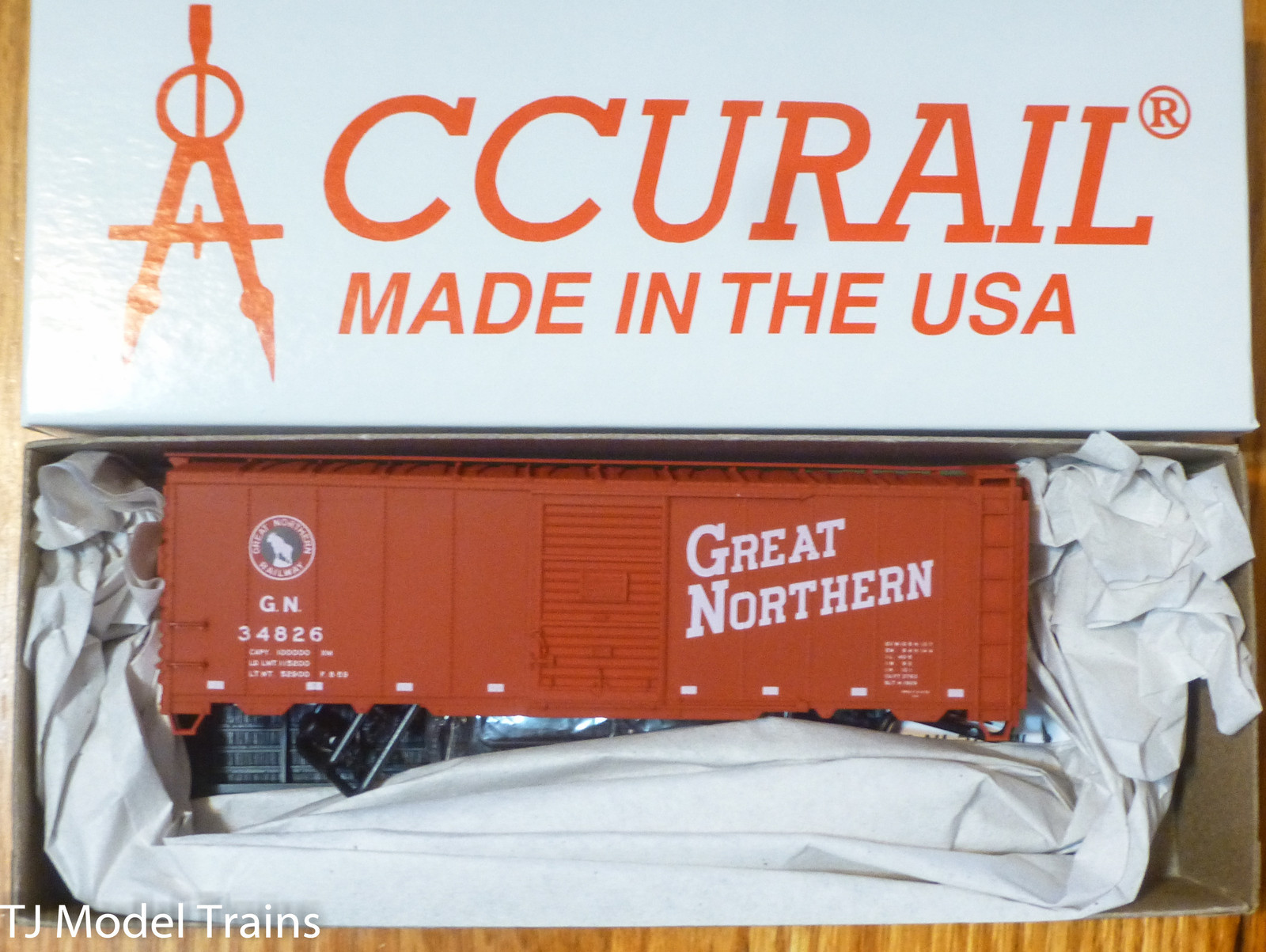 Accurail HO #3509.9 (Rd #34826) GN Great Northern (40′ Steel Boxcar) Plastic Kit