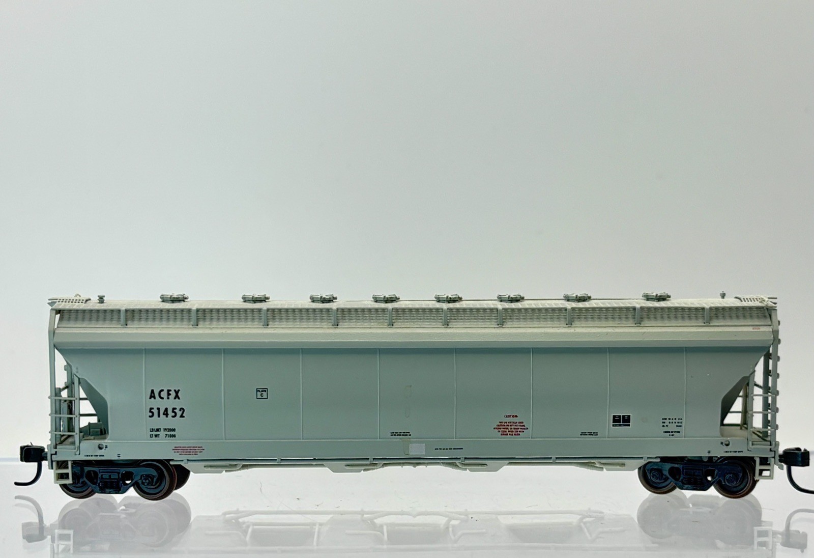 N Scale Atlas 40071 ACFX ACF PressureAide Centerflow Hopper ACFX #51452