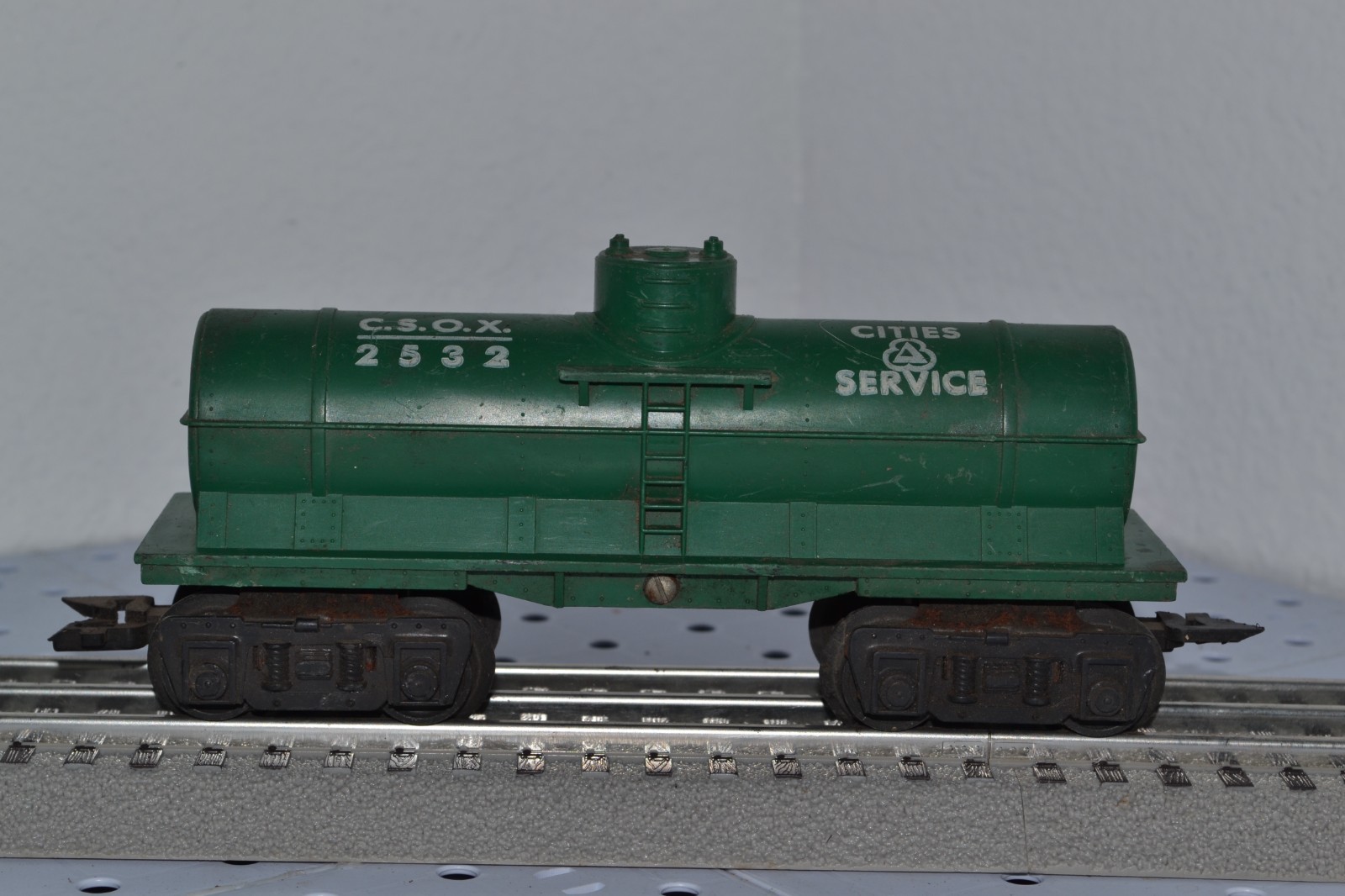 O Scale Marx Cities Service C.S.O.X. CSOX 2532 Green Tanker Car