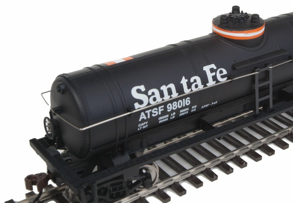 Walthers Trainline ~ HO Scale ~ Tank Car ~ Atchison Topeka & Santa Fe ~ 931-1444
