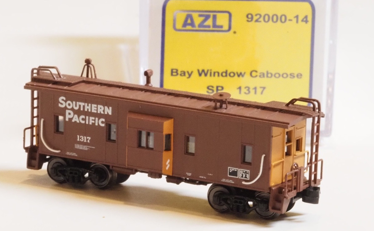 AZL Z-scale Bay Window Caboose SP AZL-92000-14 Southern Pacific