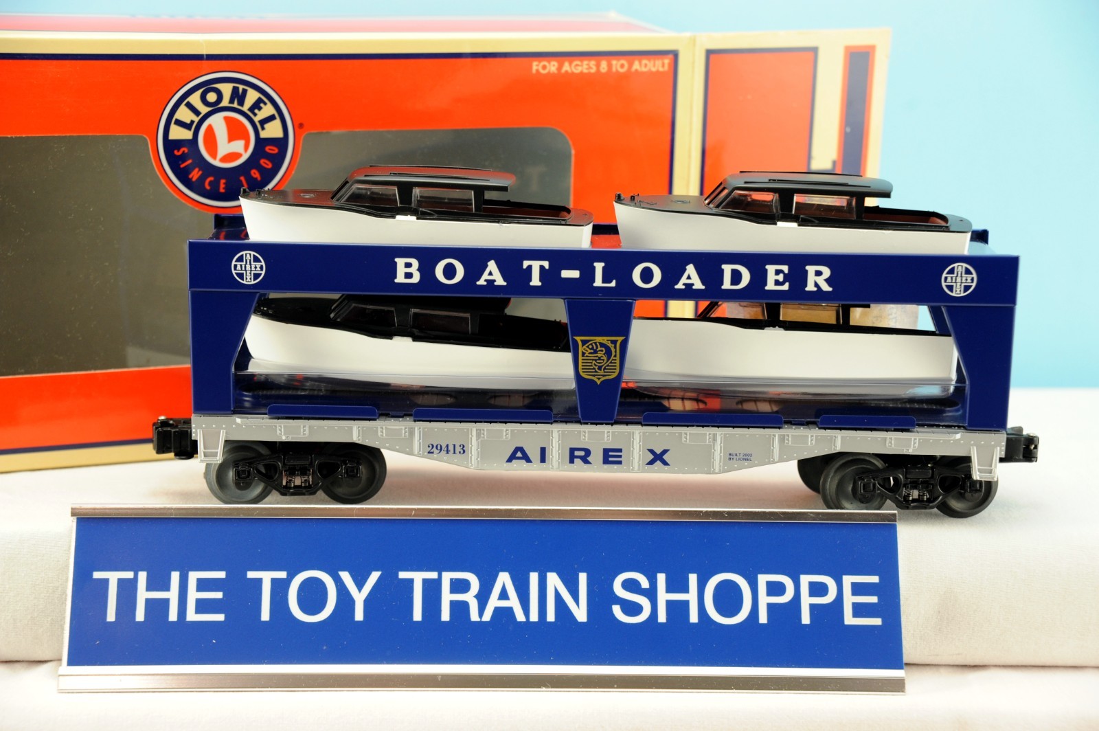 LIONEL 29413 AIREX BOAT LOADER W 4 BOATS. NEW IN BOX.