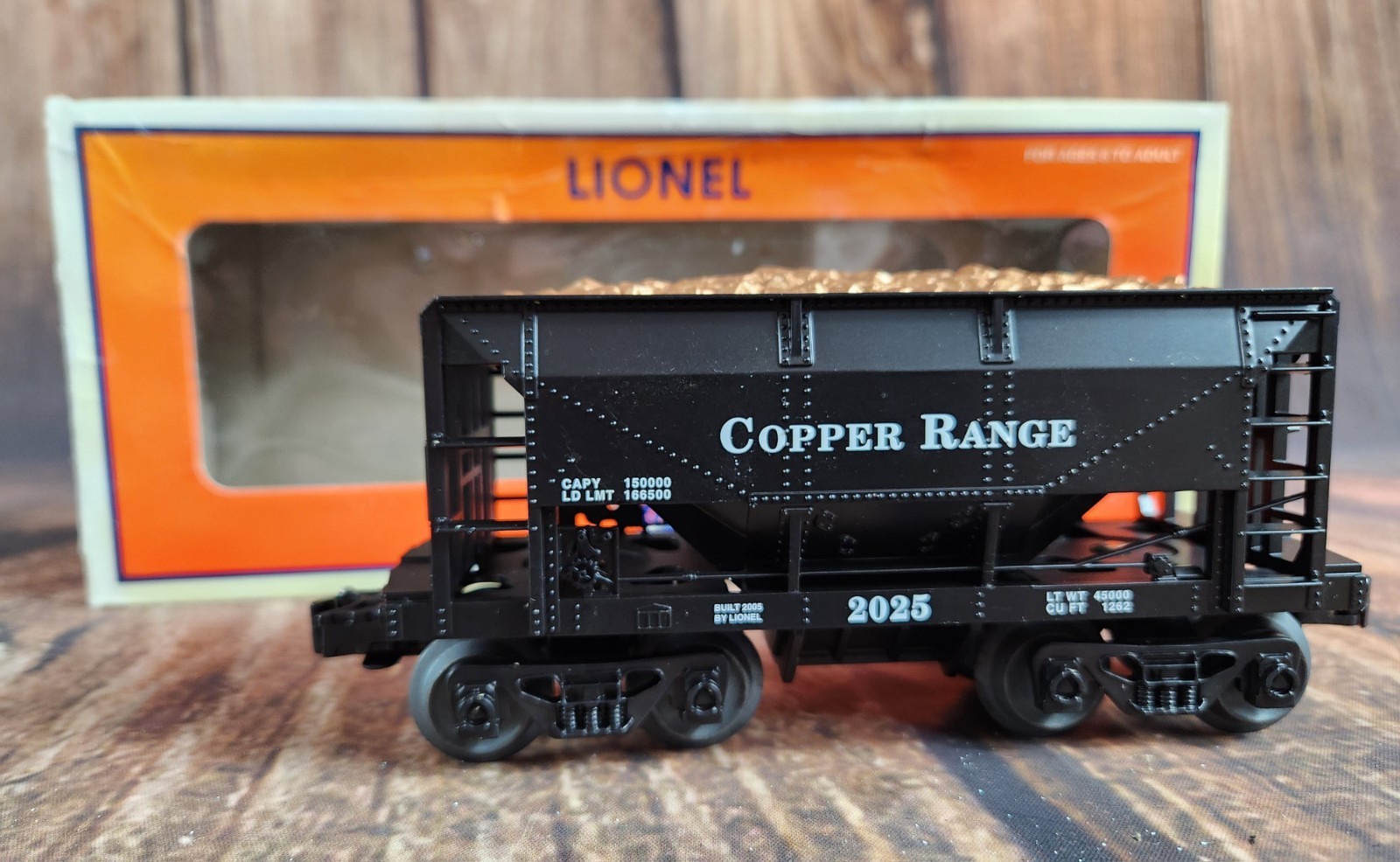 Lionel 6-16484 Copper Range Ore Car O Gauge Operating Couplers with Original Box