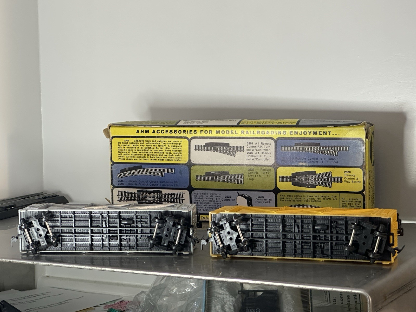 4 LOT AHM HO Helium Carrier Freight Cars w/Orig Boxes-3 Dept.of Mines & 1 UP NEW