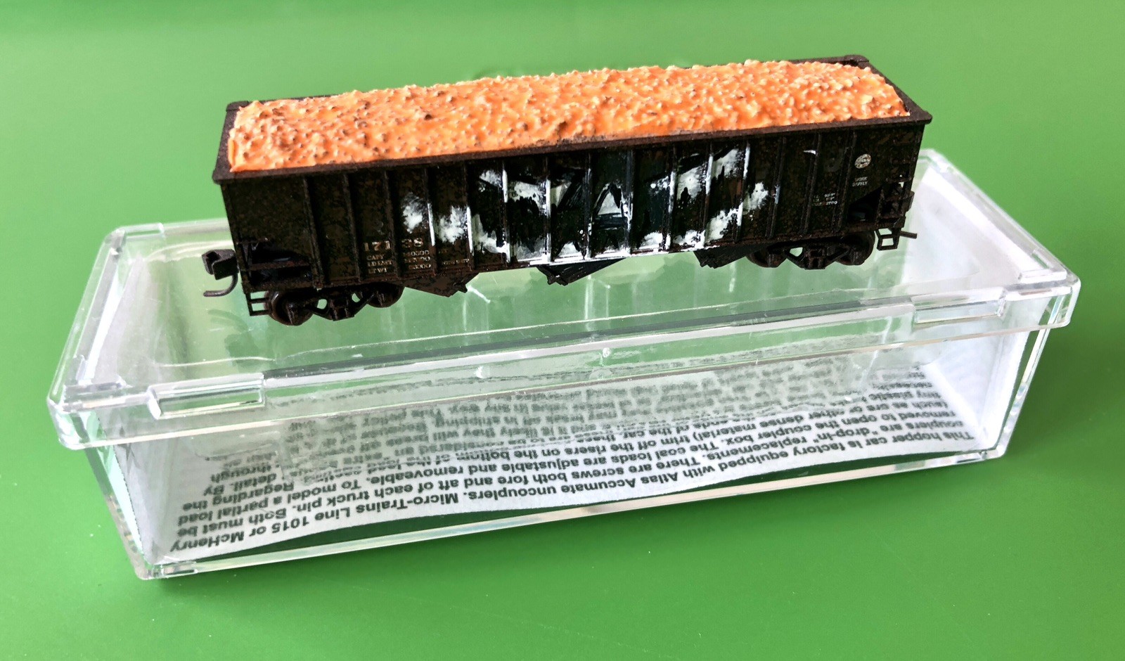 N Scale Halloween Car with Glow Load Hand-Painted Hopper Bluford Shops