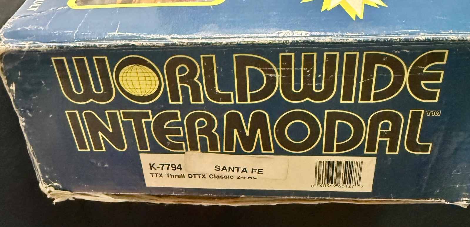 O Gauge K7794 DTTX Worldwide Intermodal DTTX 2 Pack w/Containers SANTA FE