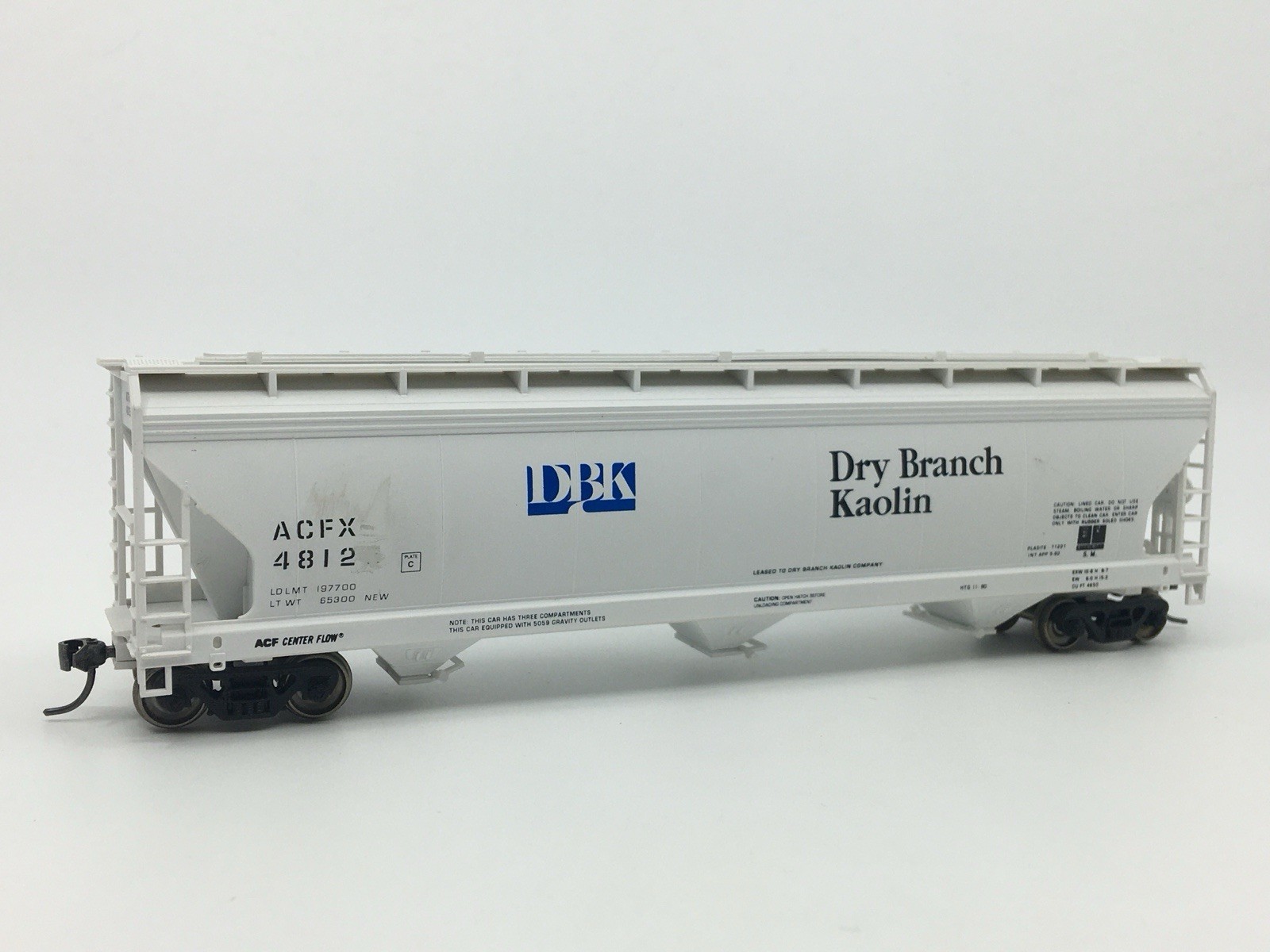HO Accurail DBK Dry Branch Kaolin ACF 3-Bay Covered Hopper Car ACFX #4812