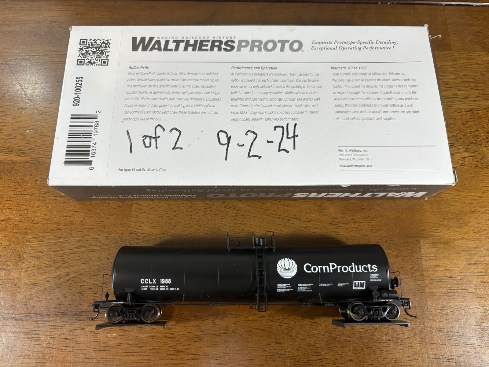 Walthers Proto HO Scale 920-100255 54’ 23k Gal Tank Car Corn Products CCLX #1988