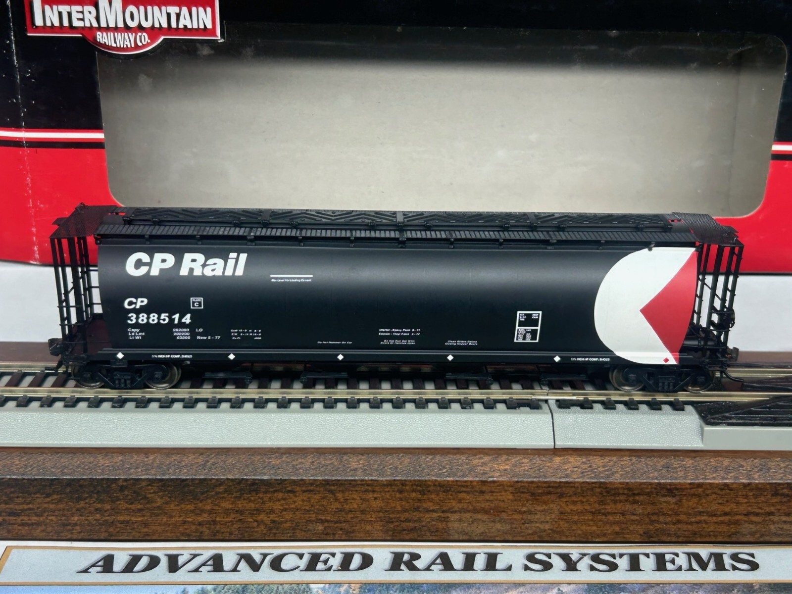 CANADIAN PACIFIC MULTI-MARK PACMAN BLACK CYLINDRICAL HOPPER CAR HO Scale NEW