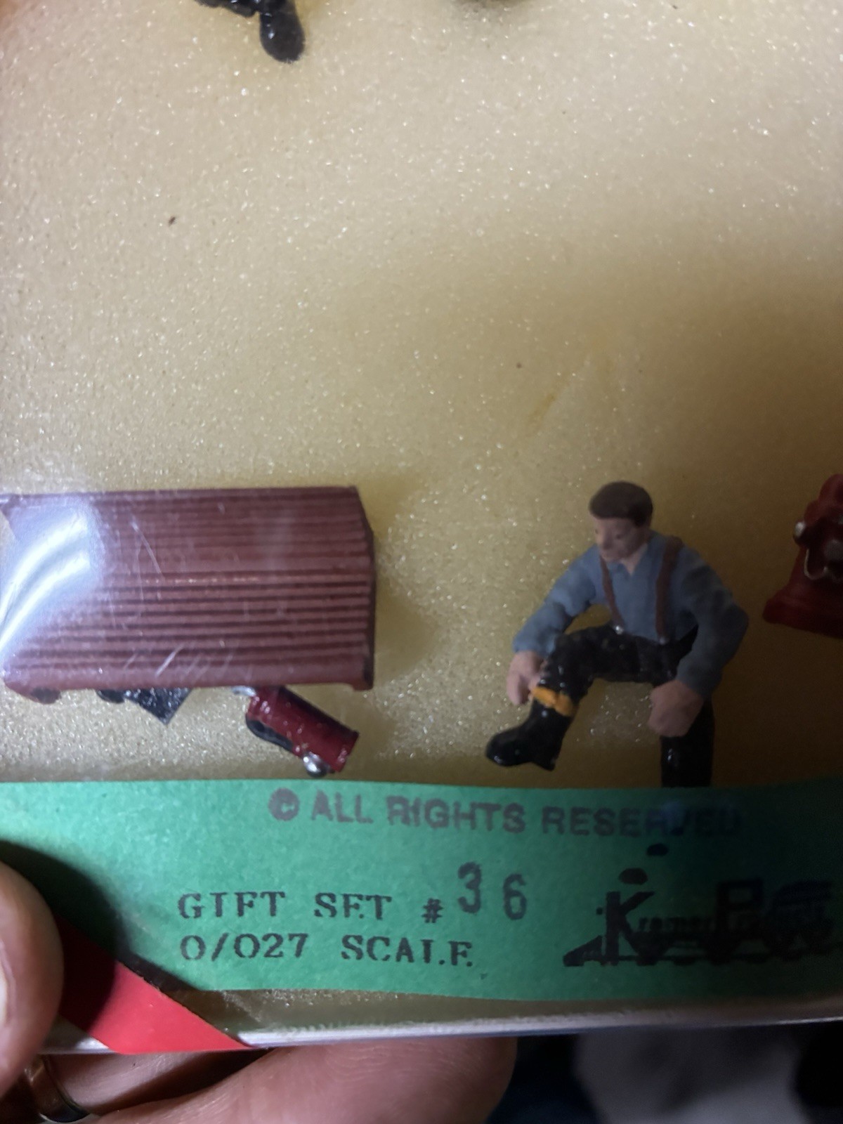 0/027 Gauge Set Of Figures