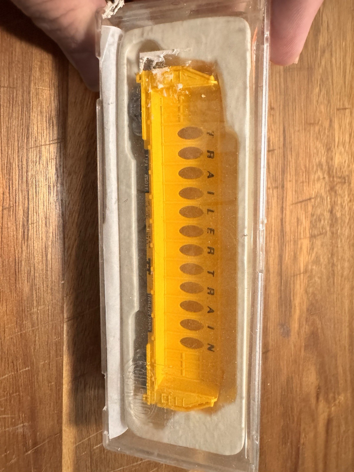 Con-Cor 0001-01231A N Scale 60’ Bulkhead Flat Car With CenterBeam Trailer Train