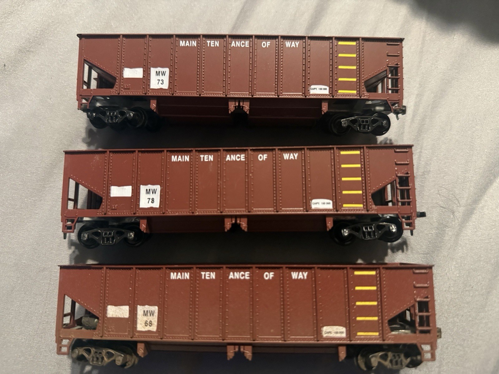 3 HO Scale MOW hoppers