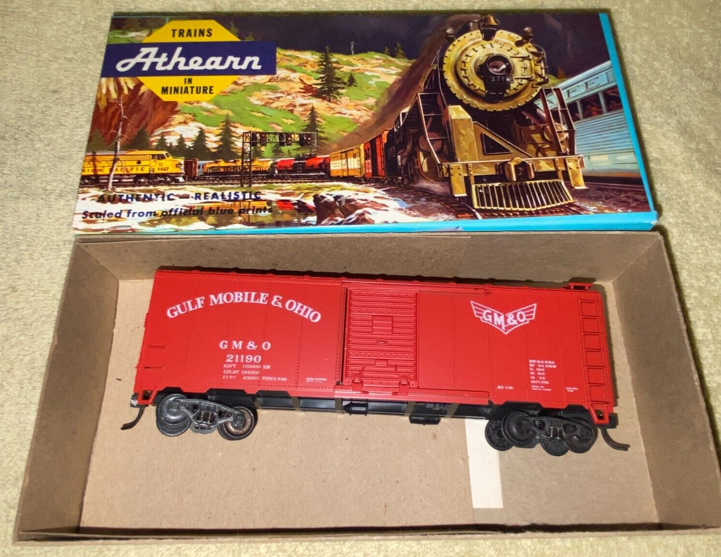 GM&O Gulf Mobile & Ohio Red 40` Boxcar Athearn Blue Box #1201 Built Sprung Truc