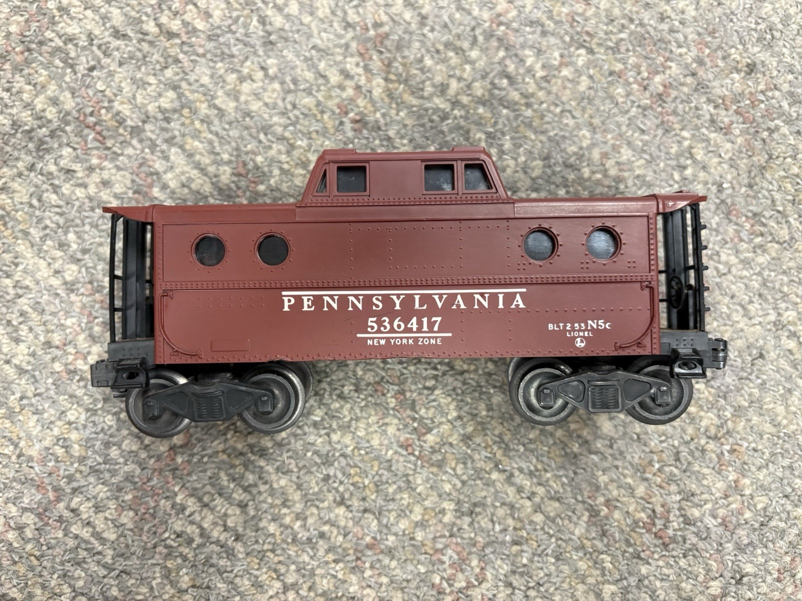 + Lionel Postwar O Gauge 6417 Pennsylvania N5c Porthole Caboose w/ Box
