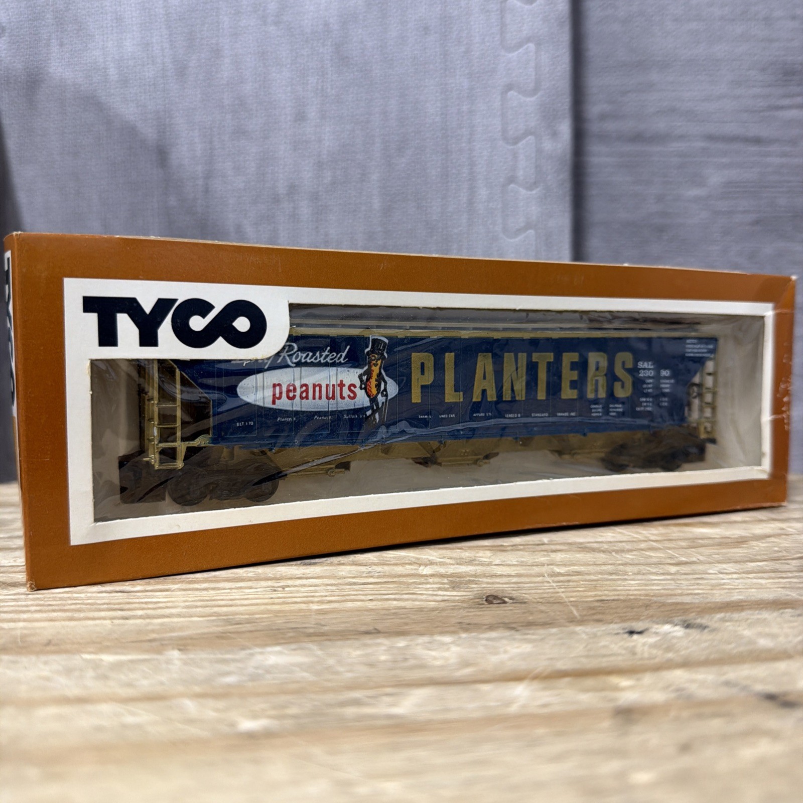 Tyco 54Ft Planters Covered Hopper Car SAL 359C 1/87 HO