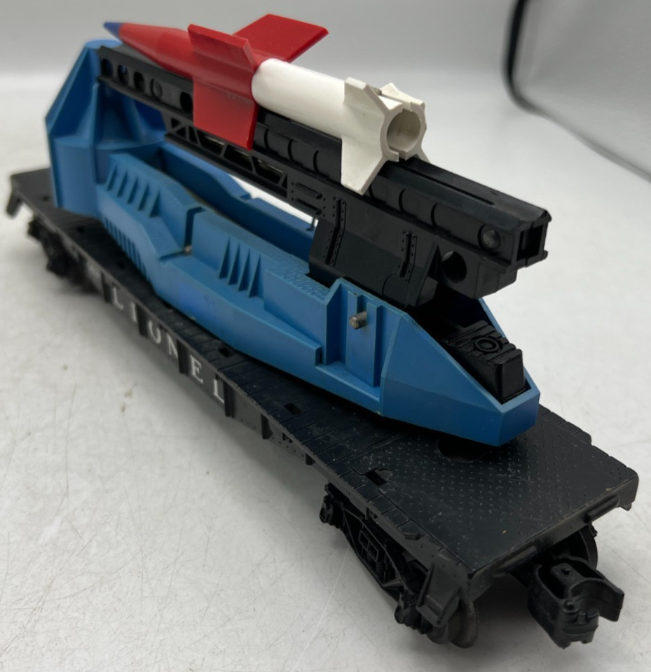 Lionel O Train Freight Car 6630 Black IRBM Missile Launching Flatcar