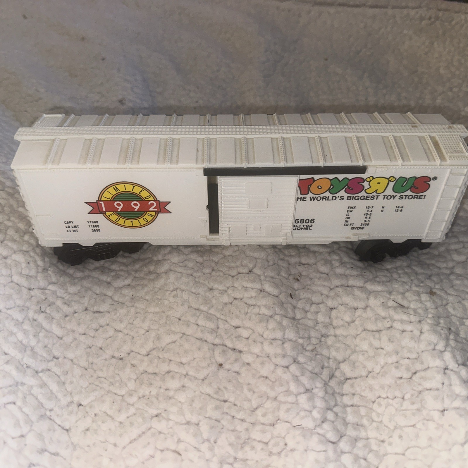 Lionel # 6-16806 Toys R Us 1992 Limited Edition Boxcar 0-027