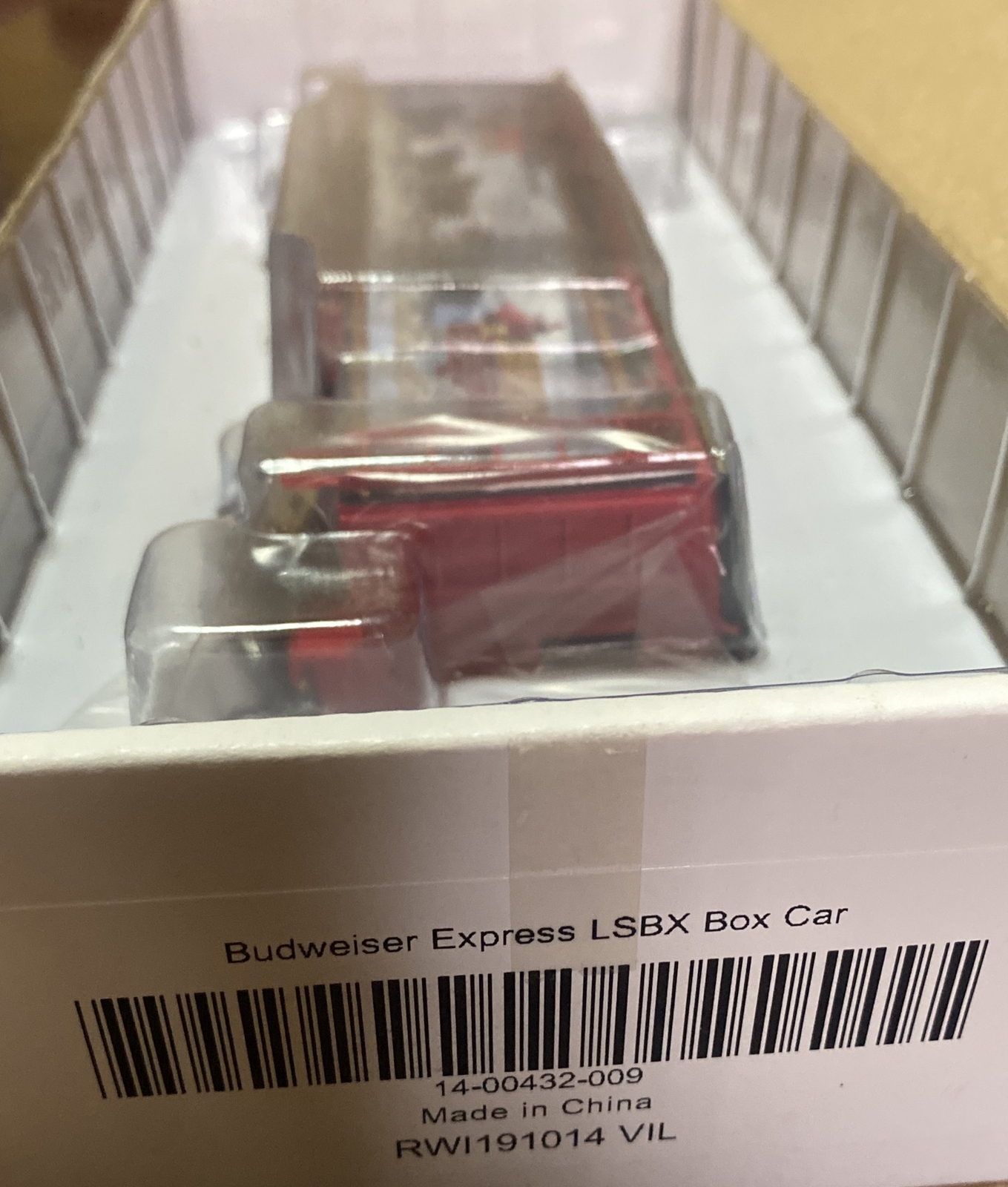 Hawthorne Village Budweiser Box Car RWI 191014 VIL