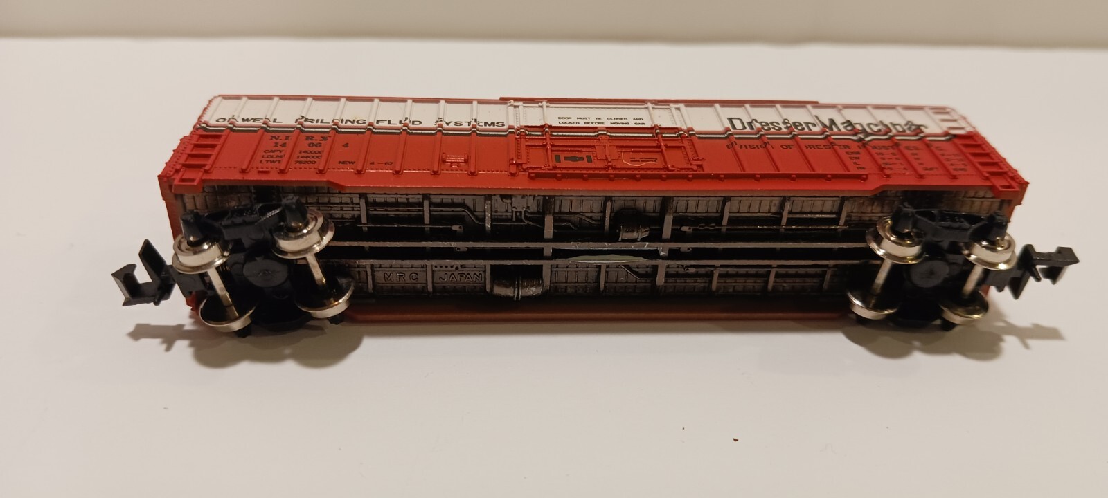MRC N Scale 70s DRESSER MAGCOBAR DALLAS 50 ft Box Car NIRX 14064 Vintage 1971