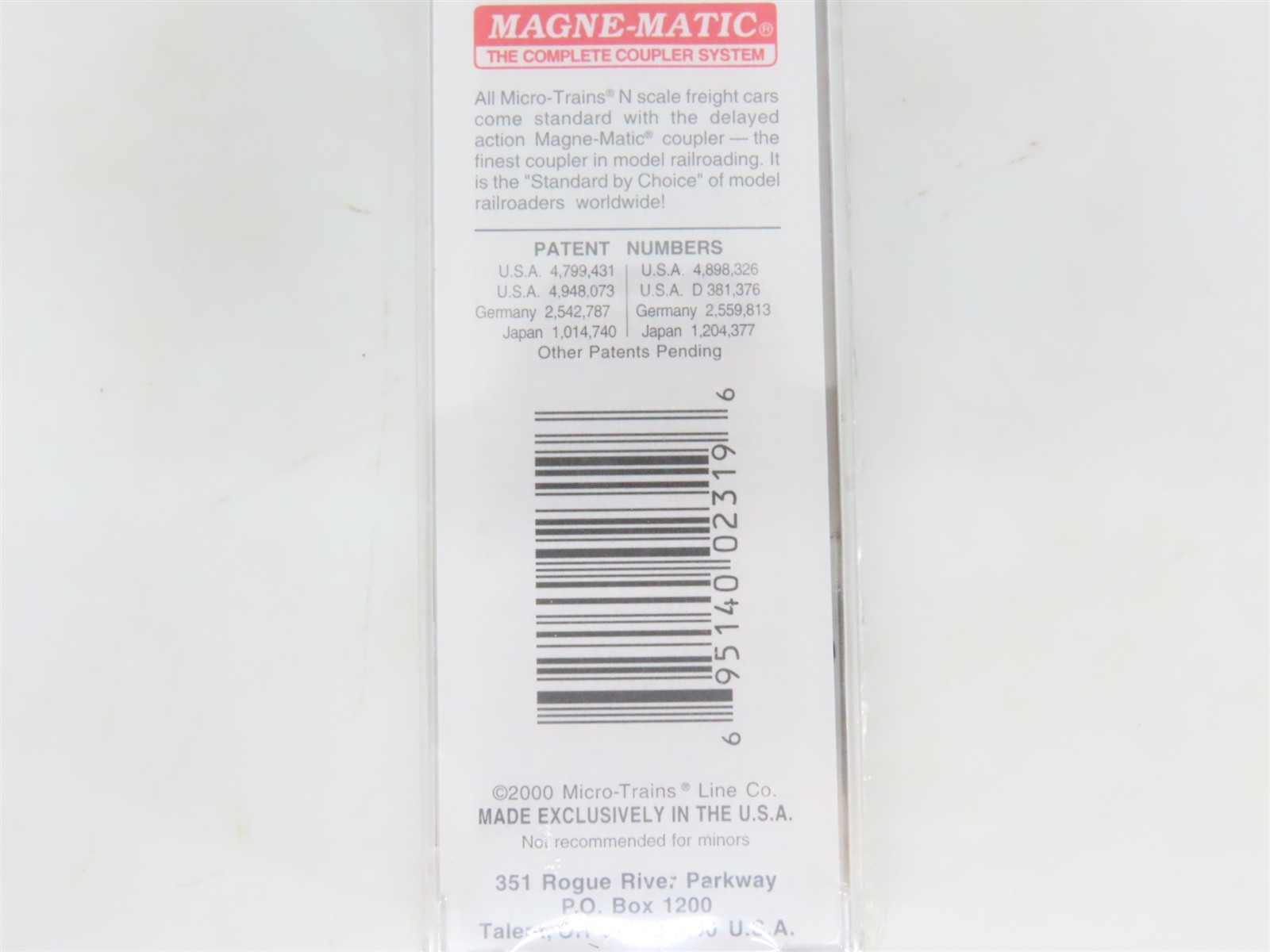 N Scale Micro-Trains MTL 27280 PGE Pacific Great Eastern 50′ Box Car #8027