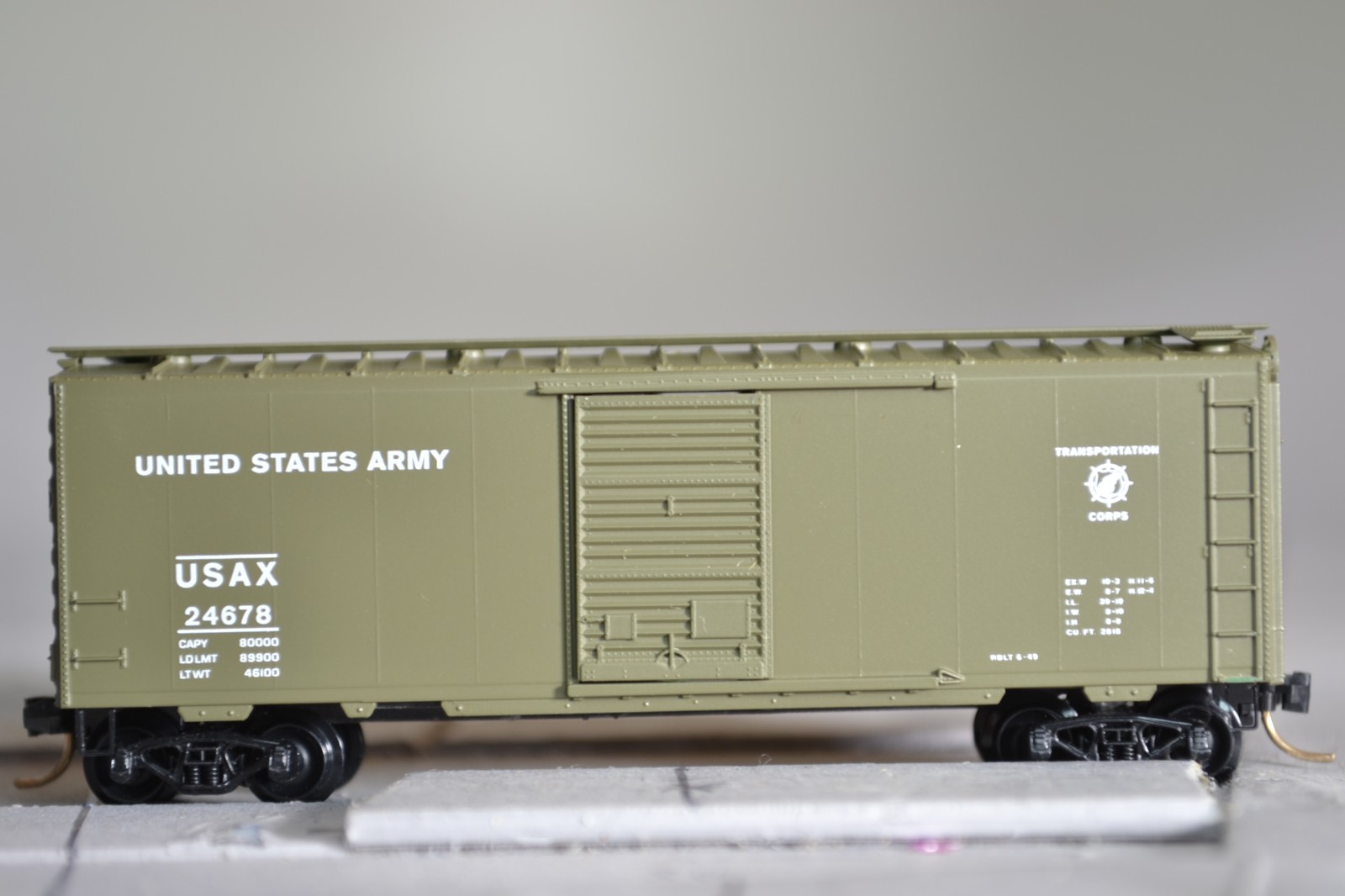 8540 N Scale MICRO TRAINS 40′ BOX CAR USAX UNITED STATES ARMY