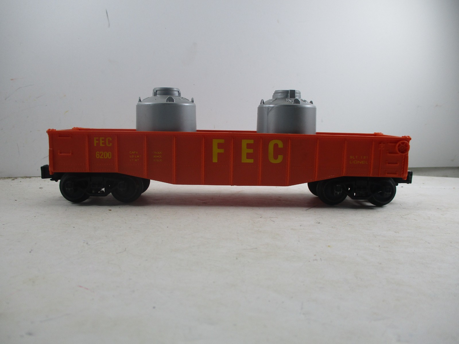 Lionel 6-6200 FEC Gondola with two Container Wrong Box??