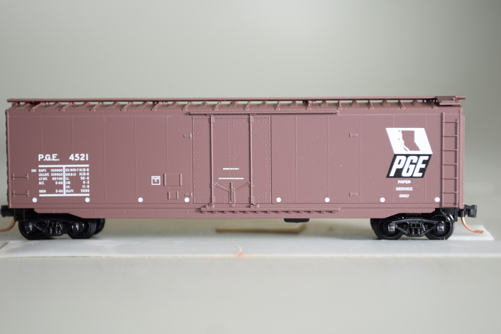 8312 N Scale Micro-Train PGE PACIFIC GREAT EASTERN 50′ BOX CAR