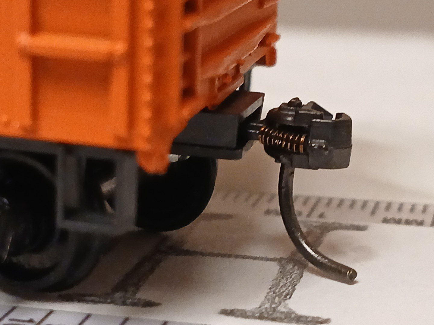 HO-Scale 40′ Box Car Kit Assembled Western Pacific WP 1953 Roundhouse Products