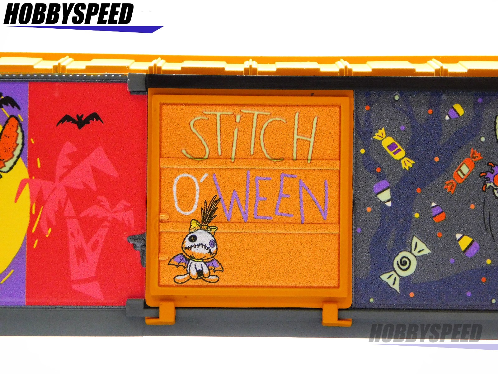 LIONEL DISNEY STITCH HALLOWEEN BOXCAR train trick treat freight car 2528500 NEW