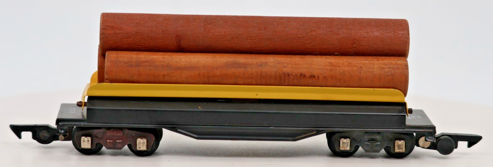 AMERICAN FLYER S Gauge #717 Operating Log Dump Flat Car 3 Original Logs 1:64