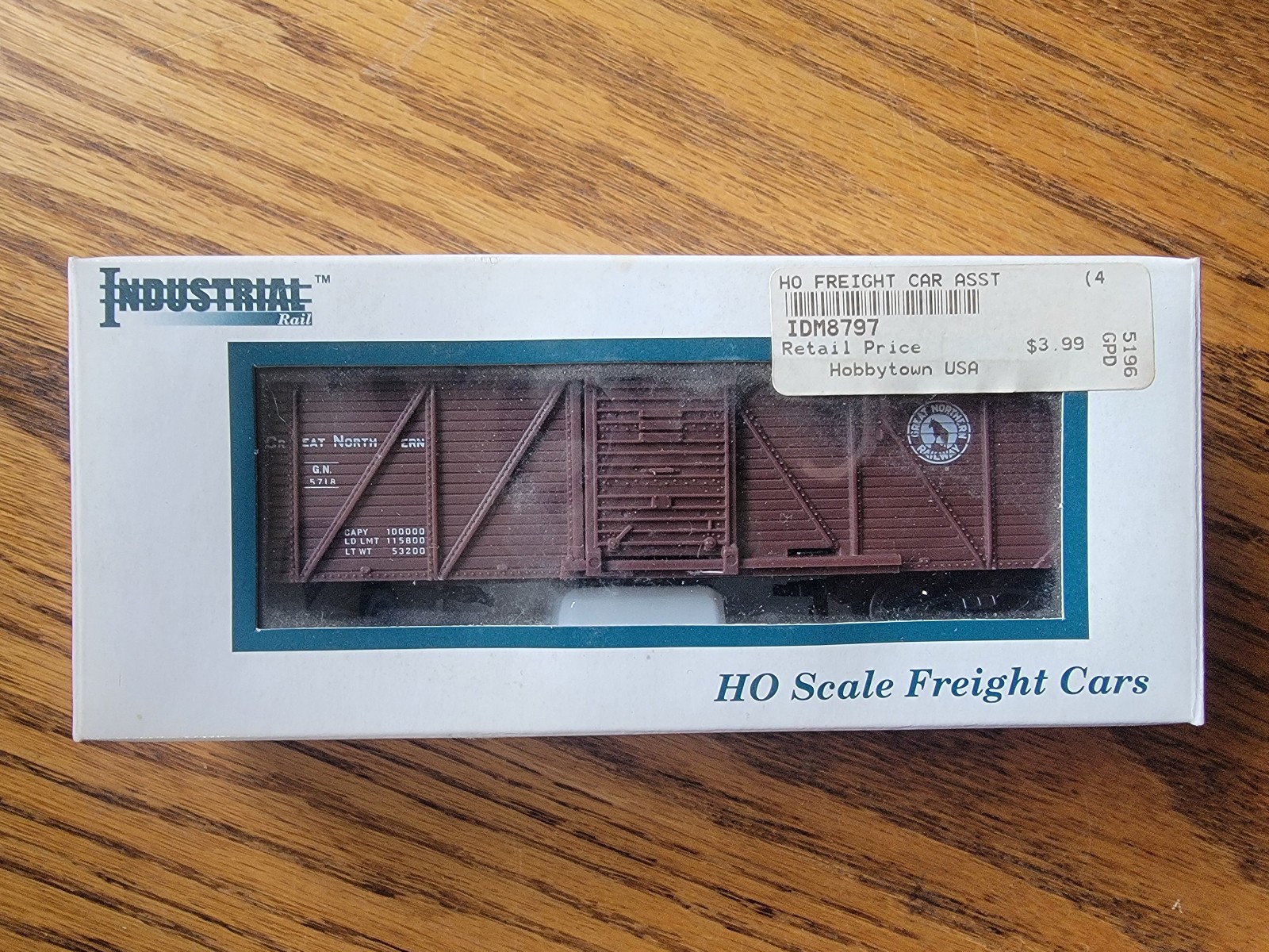 INDUSTRIAL RAIL HO Scale 40′ Outside Braced Boxcar “Great Northern”