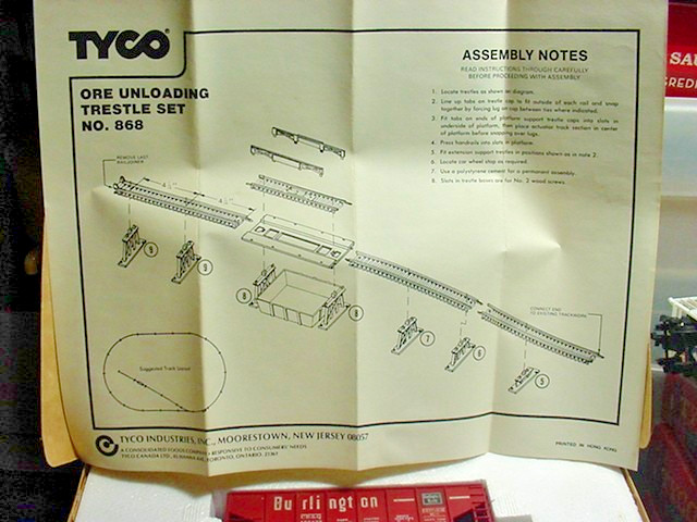 Tyco New. Unloading Hopper Car Set, extra cars pictured are available.