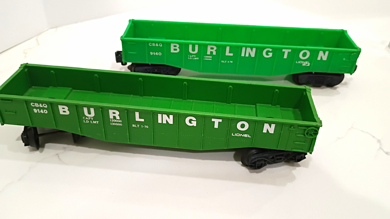 Lionel O Gauge Burlington CB&Q 9140 Green Gondola Freight Car Lot of 2