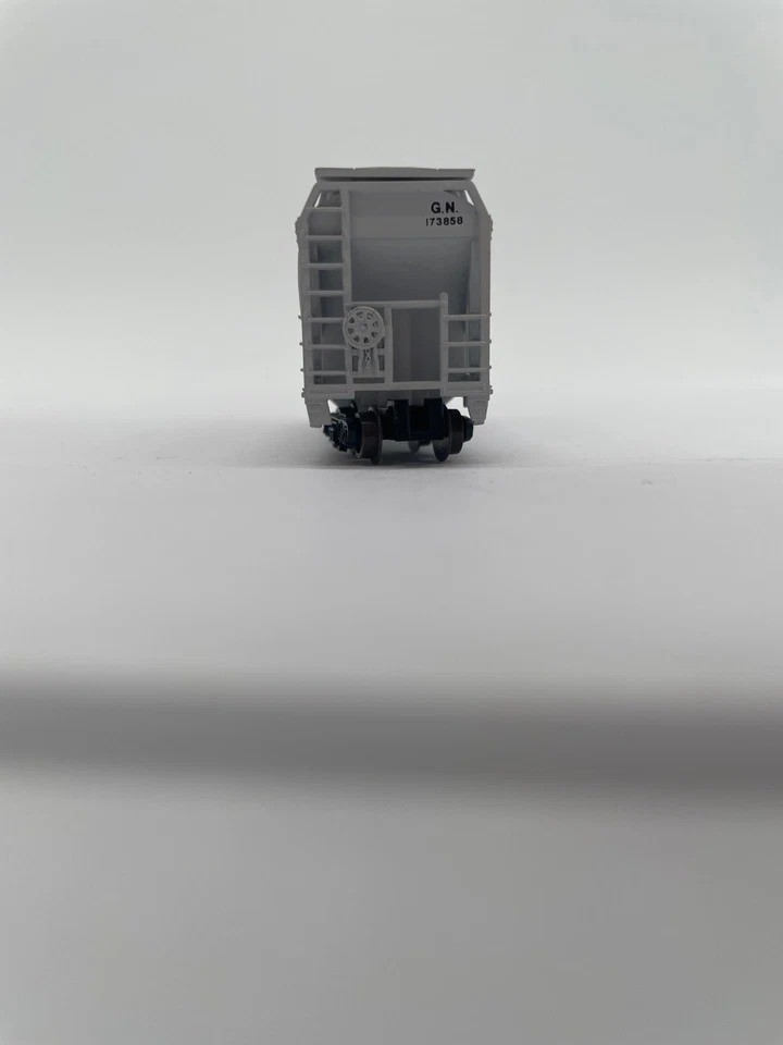 Atlas Model Railroad 3904 ACF 2 Bay Centerflow Great Northern GN173858