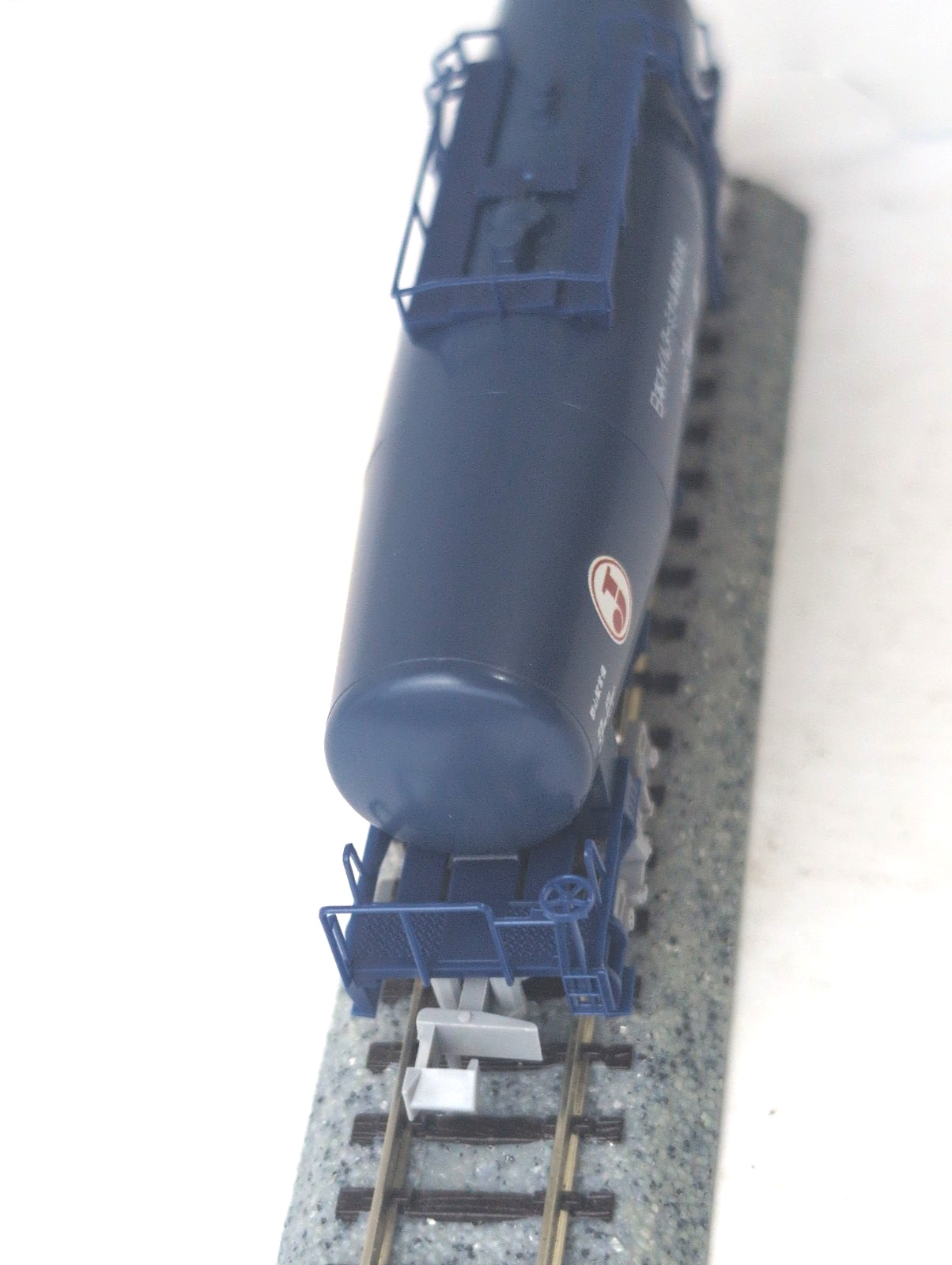 KATO – Tank Car Taki1000 “JAPAN OIL TRANSPORTATION – JOT” – N Gauge