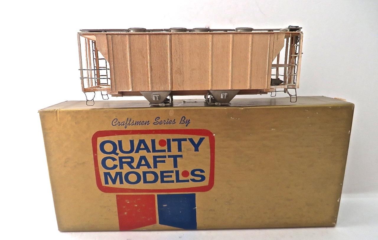 HO Quality Craft Kit #360 1978 Pro-Built Keystone PRR Wood Covered Hopper