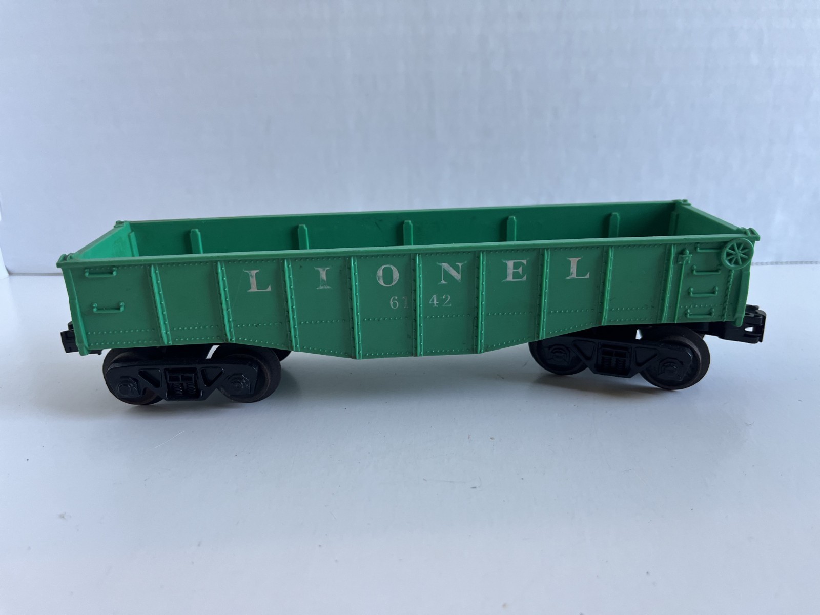 LIONEL 6142 – O27/O-Gauge – Green GONDOLA Car – 8″ Long – Vintage!