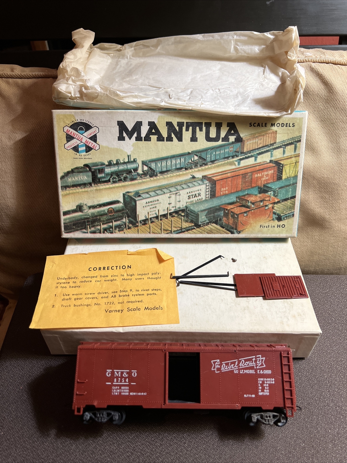 Mantua Scale HO Model Train Car. The Rebel Route